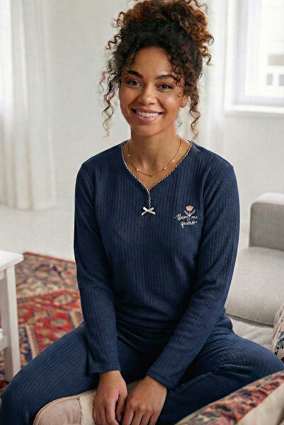 Niket Life Women's Embroidered and Ribbed Pear Collar Long Sleeve Long Cotton...