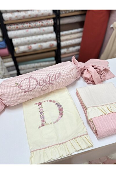 GAYE EV TEKSTİLİ Embroidered Baby Pique Set (with Candy Pillow)
