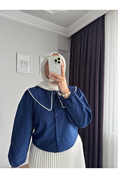 RFK Butik Жіноча сорочка з коміром-стійкою та намистом на спідниці - синя