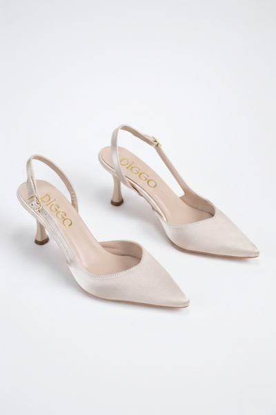 DİGGO Siena Women's Stiletto Pointed Toe Open Back Heeled Shoes