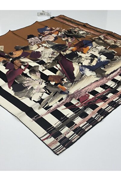 PİRAMİT وشاح حرير تيفيل من سيلك هوم باللون الأسود 1002-2