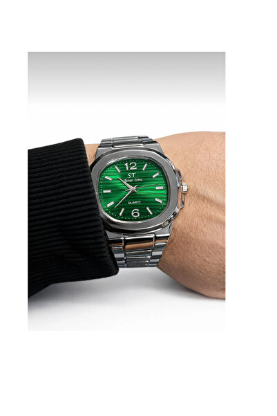 Show Time Classic New Model Wristwatch