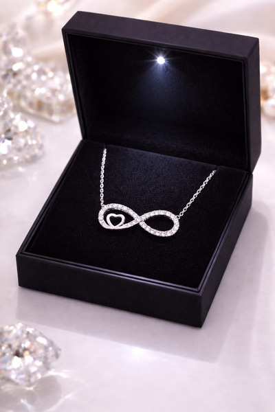 Siset Gümüş 925 Ayar Zirkon Taşlı Işıklı Kutuda Sonsuzluk Gümüş Kolye