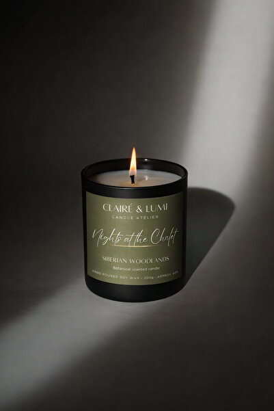 CLAIRÉ & LUMI Lumânare Parfumată - Nights at the Chalet