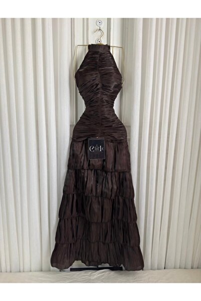 Cutie A soft and elegant evening dress