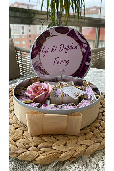 BuSeCe İsme özel doğum günü hediye çikolata kutusu 50 adet