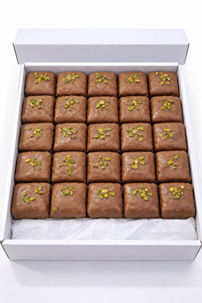 Darende Kayısı Dünyası Çikolata Kaplı Bohça Lokum (500 Gr)