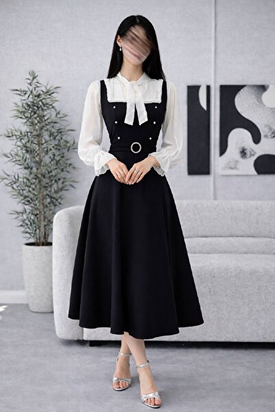 Calissa Store Elegant midi dress with pearl details