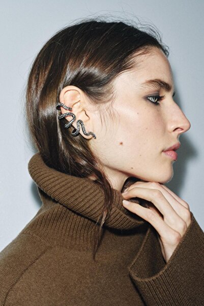stravis 2-Piece Snake Eurcuff Earrings