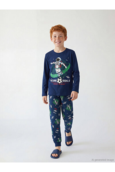 LC Waikiki OFERTE DE SEZON DE LA RMZ GİYİM Set de pijamale pentru băieți, alb...