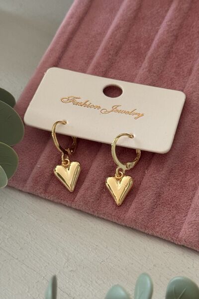 Trendy Butik Heart Earrings