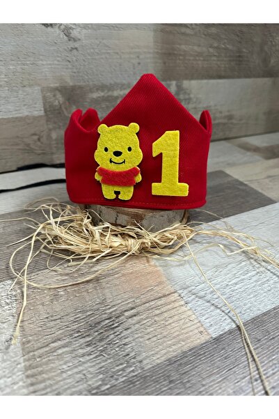 Feriatolye Kırmızı Winnie the pooh figürlü 1 yaş doğum günü tacı