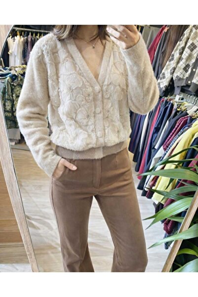 Minası Butik TÜLLÜ ÇİÇEKLKİ ANGORA HIRKA