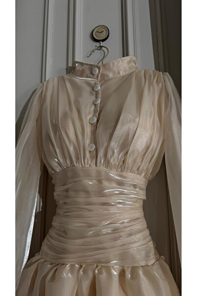 Kendallksa Elegant beige evening dress