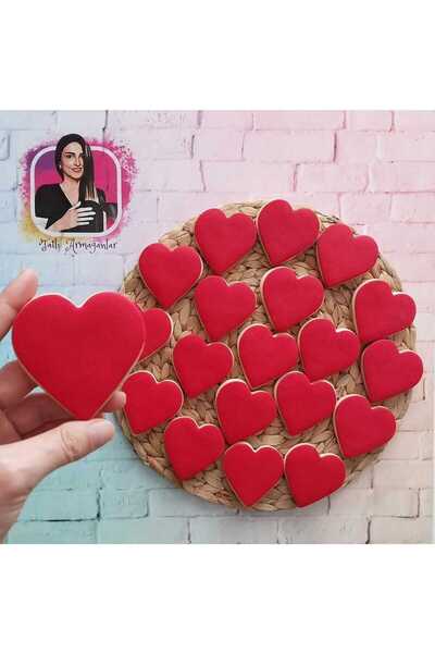 Tatlı Armağanlar Sevgililer Gününe Özel Romantik Kırmızı Kalpli Butik Kurabiy...