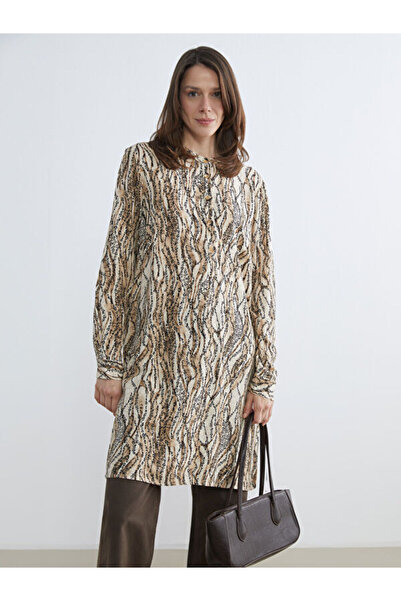 LC Waikiki Rmz Gi̇yi̇m Farkiyla Hakim Roba Collar Embroidered Women's Tunic