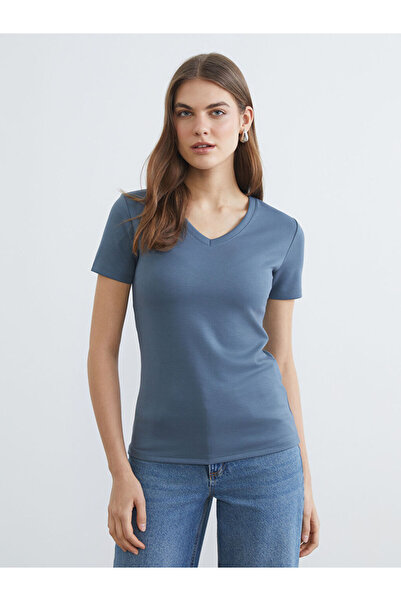 LC Waikiki Rmz Gi̇yi̇m Farkiyla V Dikim Soft Touch Women's T-Shirt