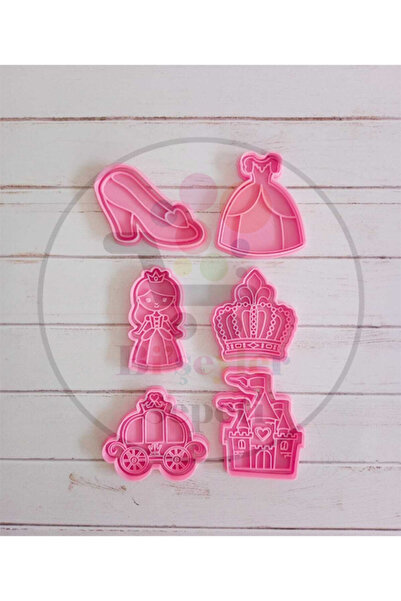 Bi'şeyler Sepeti Princess and Accessories Cookie Mold - Cookie Cutter 6 Figur...