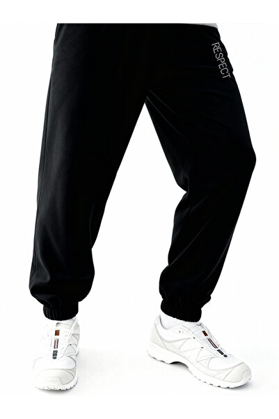 EFFRENATU Oversize Winter Sweatpants 2 Thread Count Black with Respect Print