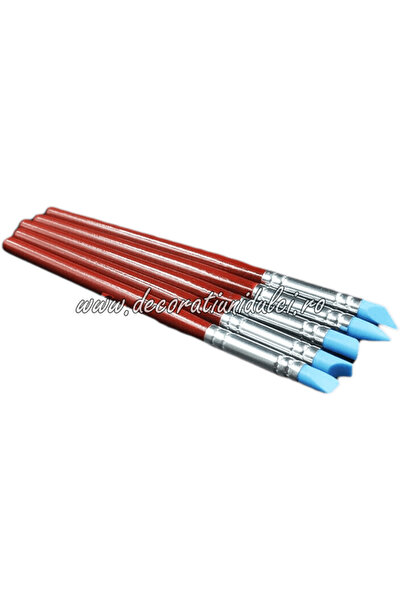 Decoratiuni Dulci Ustensile cu capete cauciucate