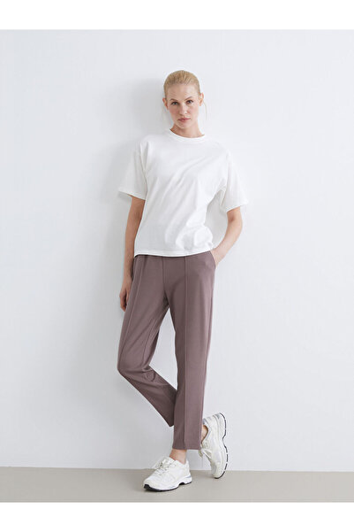 LC Waikiki بنطلون رياضي نسائي بخصر مطاطي بني من GÜLİS GİYİM