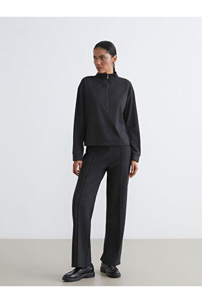 LC Waikiki Rmz Gi̇yi̇m Farkiyla Women's Embroidered Sweatpants with Waist Cord