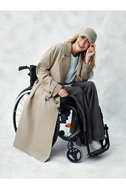 LC Waikiki Khaki Easy-To-Wear Women's Trench Coat with Velcro and Zipper