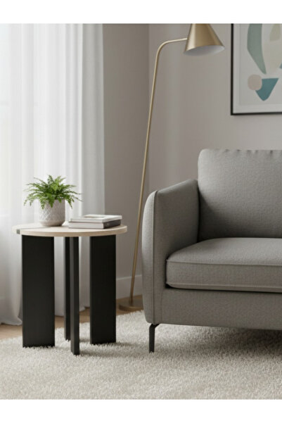 BEC13 A luxurious, geometrically designed wooden side table