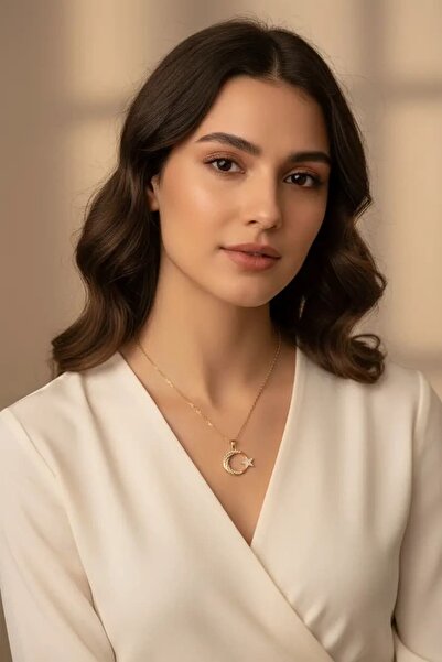 Clariss Çelik Zincir Gold Renk Ay Yıldız Model Zirkon Taşlı Kadın Kolye