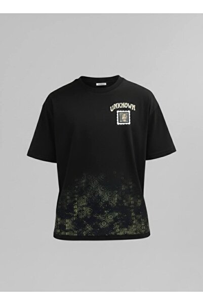 STOCX Men's Oversize Unknown Written T-Shirt with Table and Portrait Prints o...