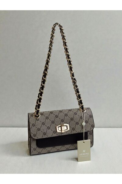 Armine 426 GEANTĂ CROSSBODY CU DETALII DE LANȚ ȘI CAPAC PENTRU FEMEI 426