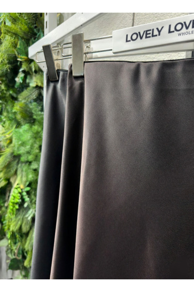 Lovely butik Vintage Style Lace Trim A-Line Midi Length Silk Mixed Fine Satin Premium Skirt
