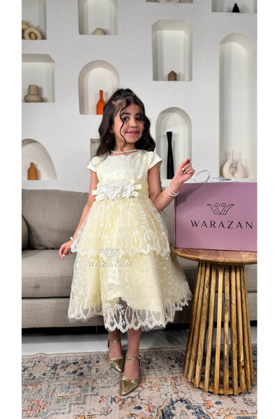 Warazan Elegant dress with a waist cut