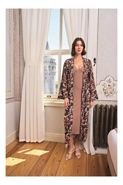 byasafkids Leaf Patterned Slit, Ruched, and Low-Cut Plus Size Robe Set