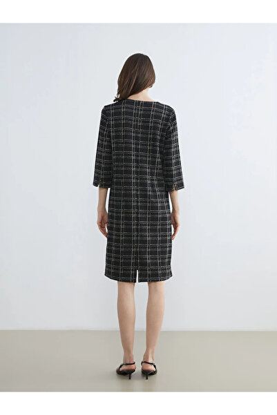 LC Waikiki Black Plaid Dress with a Collar