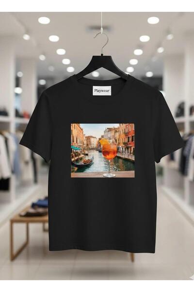 playwear تي شيرت PLAY WEAR للجنسين بقصة فضفاضة مطبوع عليه ITALY V11 برقبة دائرية