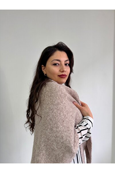 Blackbird Luxe İçten Geçirmeli Triko Üçgen Şal