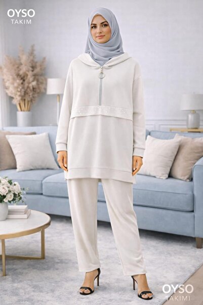 Avakado Hooded and Stone Detailed Top and Bottom Tracksuit Set