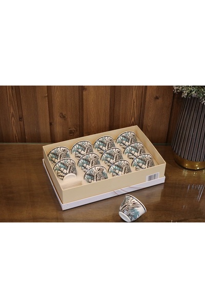 Louvre Colorful coffee cups