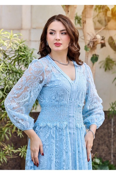 Opera Fashion Elegant lace dress adorned with crystals