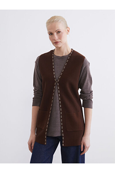 LC Waikiki Rmz Gi̇yi̇m Farkiyla V Embroidered Women's Knitwear Vest