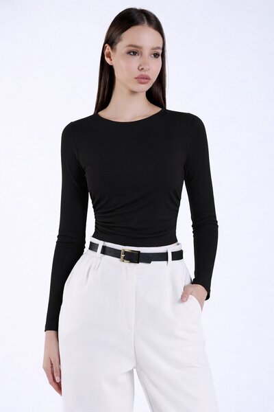VAGGON Crew Neck Sandy Crop Blouse with Accessory and Draped Detail