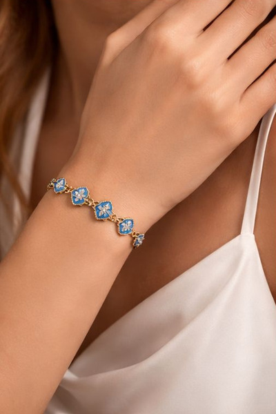 stylishaccessories Stylish elegant bracelet in blue