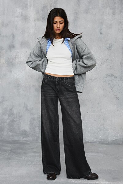 Bershka Geniş paça düşük bel jean
