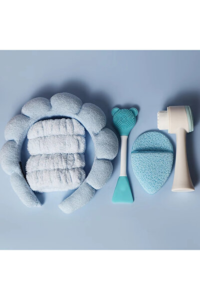 Choice طقم تجميل أزرق مكون من 7 قطع، يشمل مكياجاً وغسولاً للوجه، بما في ذلك 3...