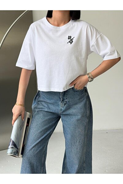 moda paketi Logo Printed Crop T-Shirt – Oversized Cut, Short Sleeve Women's T...