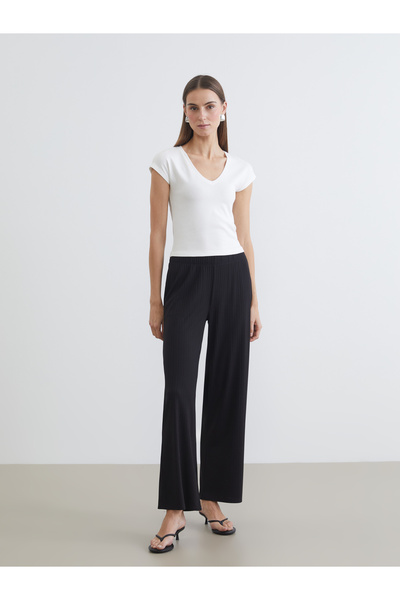 LC Waikiki Pantaloni de damă texturati cu talie elastică