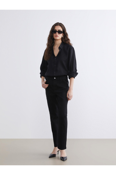 LC Waikiki Slim Mom Jeans with an Elastic Waistband