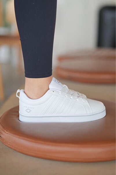 Elvin Shoe حذاء رياضي نسائي يومي أسود وأبيض لتقويم العظام ومضاد للانزلاق 058-K