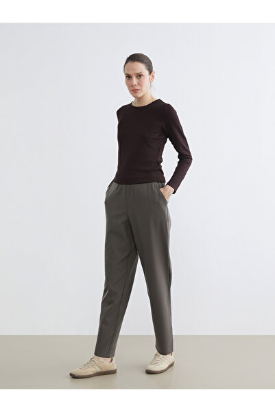 LC Waikiki Effortless elegance meets everyday comfort in our wide-leg trouser...